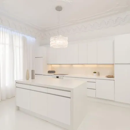 Area Apt Prg * Prague